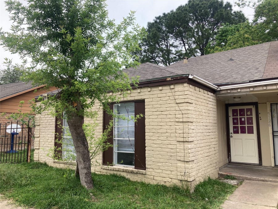 Property photo for 5130 Ridgevan Drive, Houston, TX