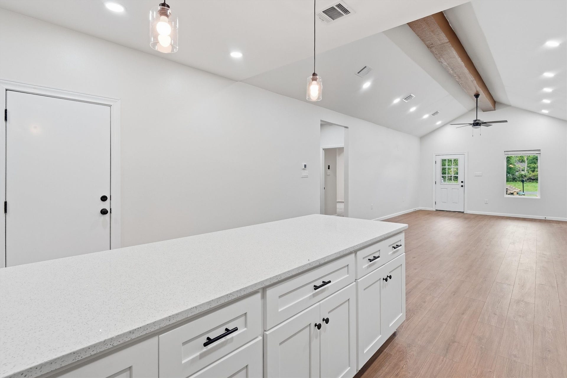 6109 Woodrow Street, Texas City, TX 77591 Open concept- great for entertaining!