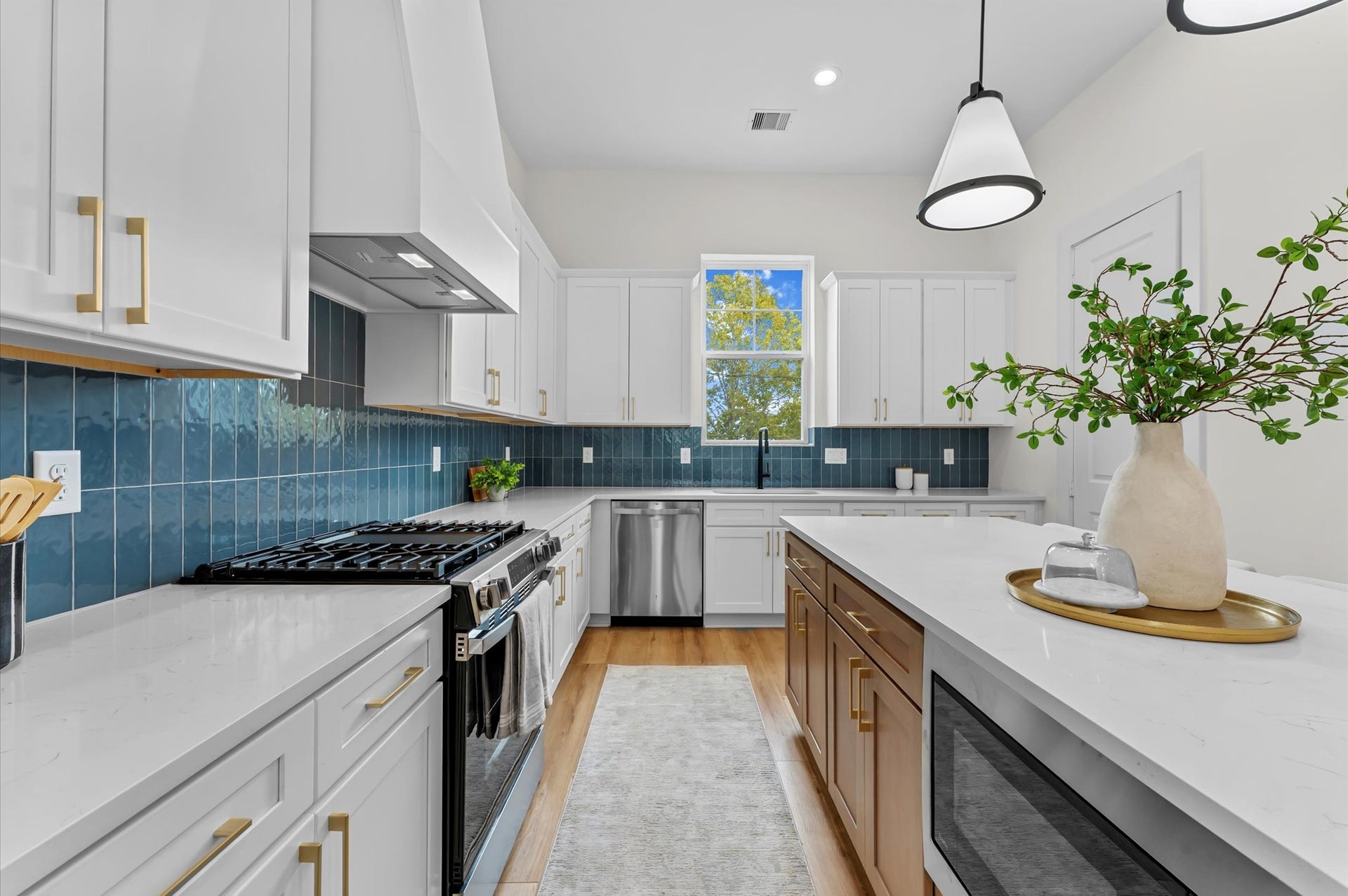 4127 De George Street, Houston, TX 77009 4127 De George Street, Houston, TX 77009