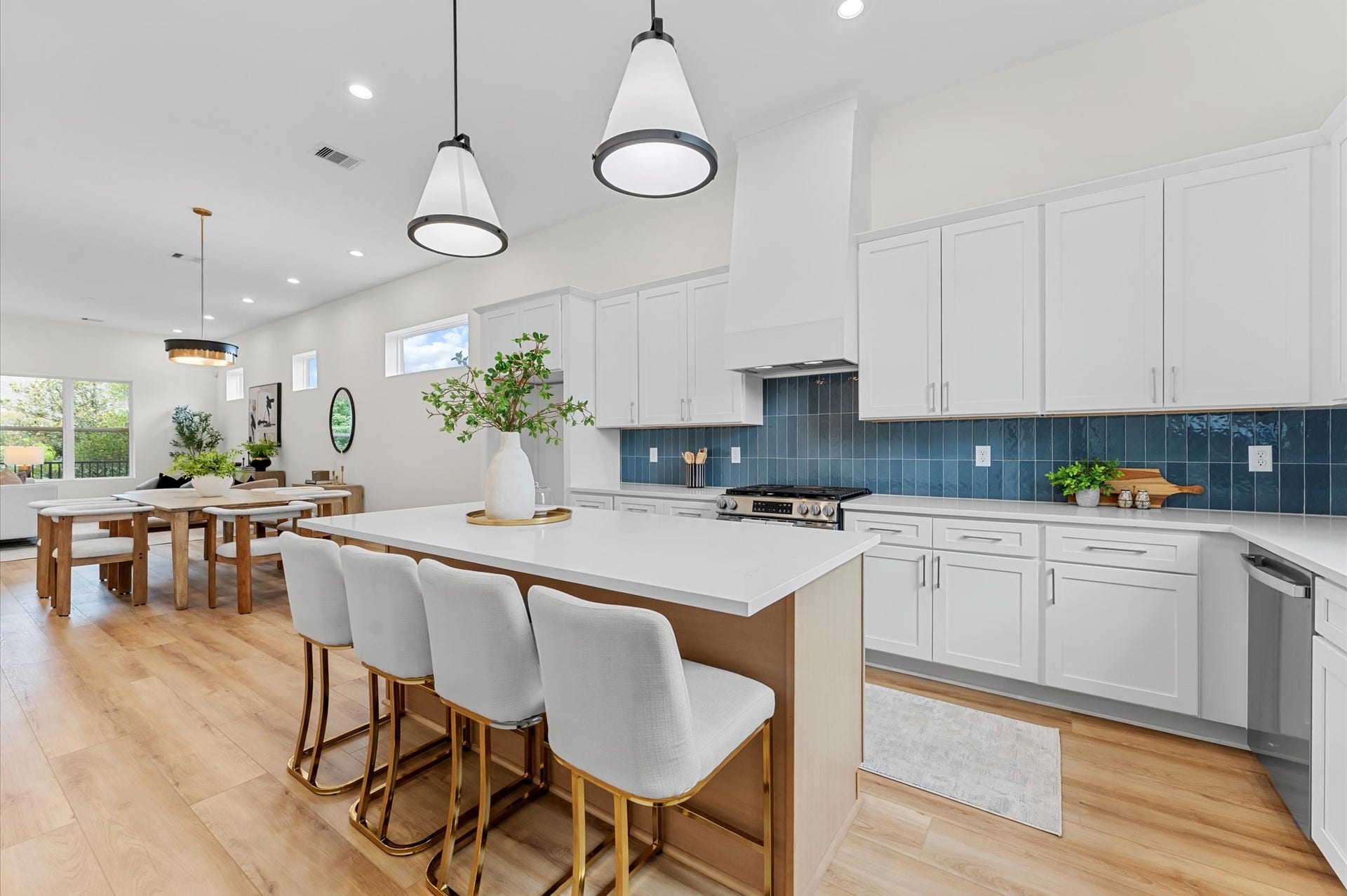 4127 De George Street, Houston, TX 77009 4127 De George Street, Houston, TX 77009