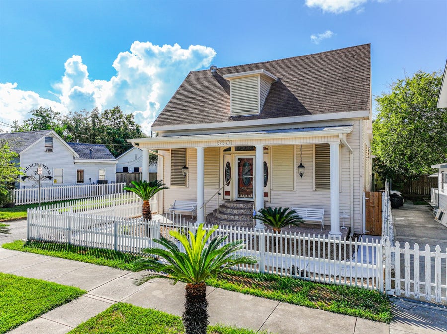 Property photo for 3401 Avenue N, Galveston, TX