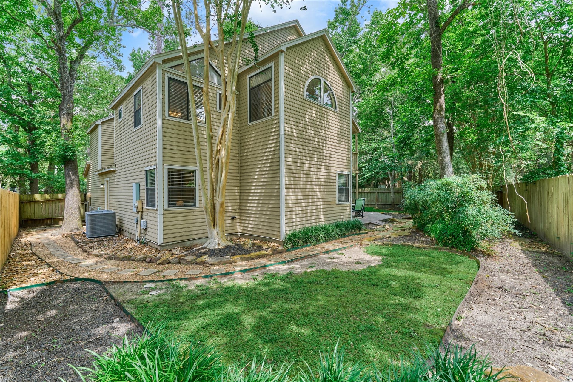 26 Twisted Birch, The Woodlands, TX 77381 26 Twisted Birch, The Woodlands, TX 77381