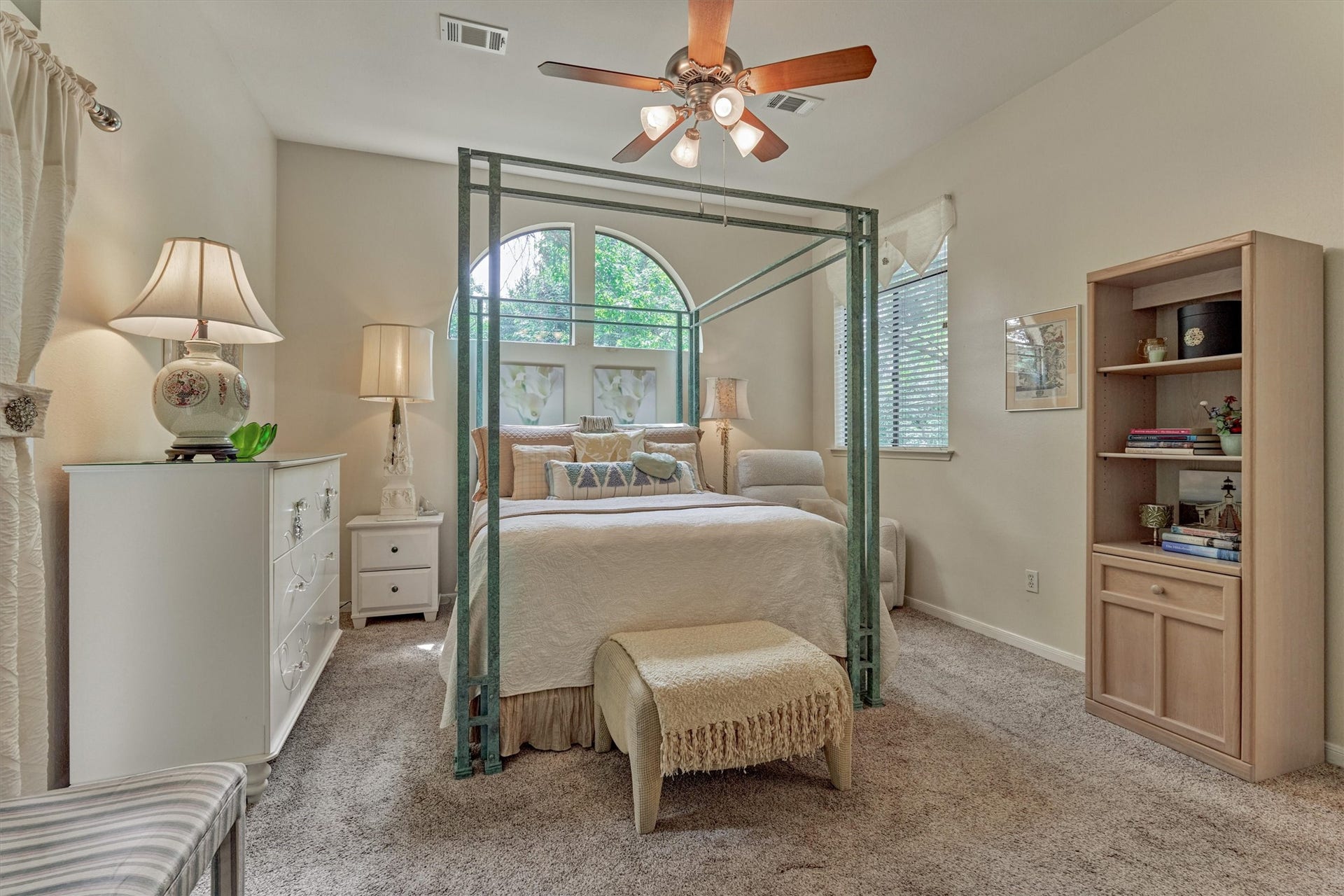 26 Twisted Birch, The Woodlands, TX 77381 26 Twisted Birch, The Woodlands, TX 77381