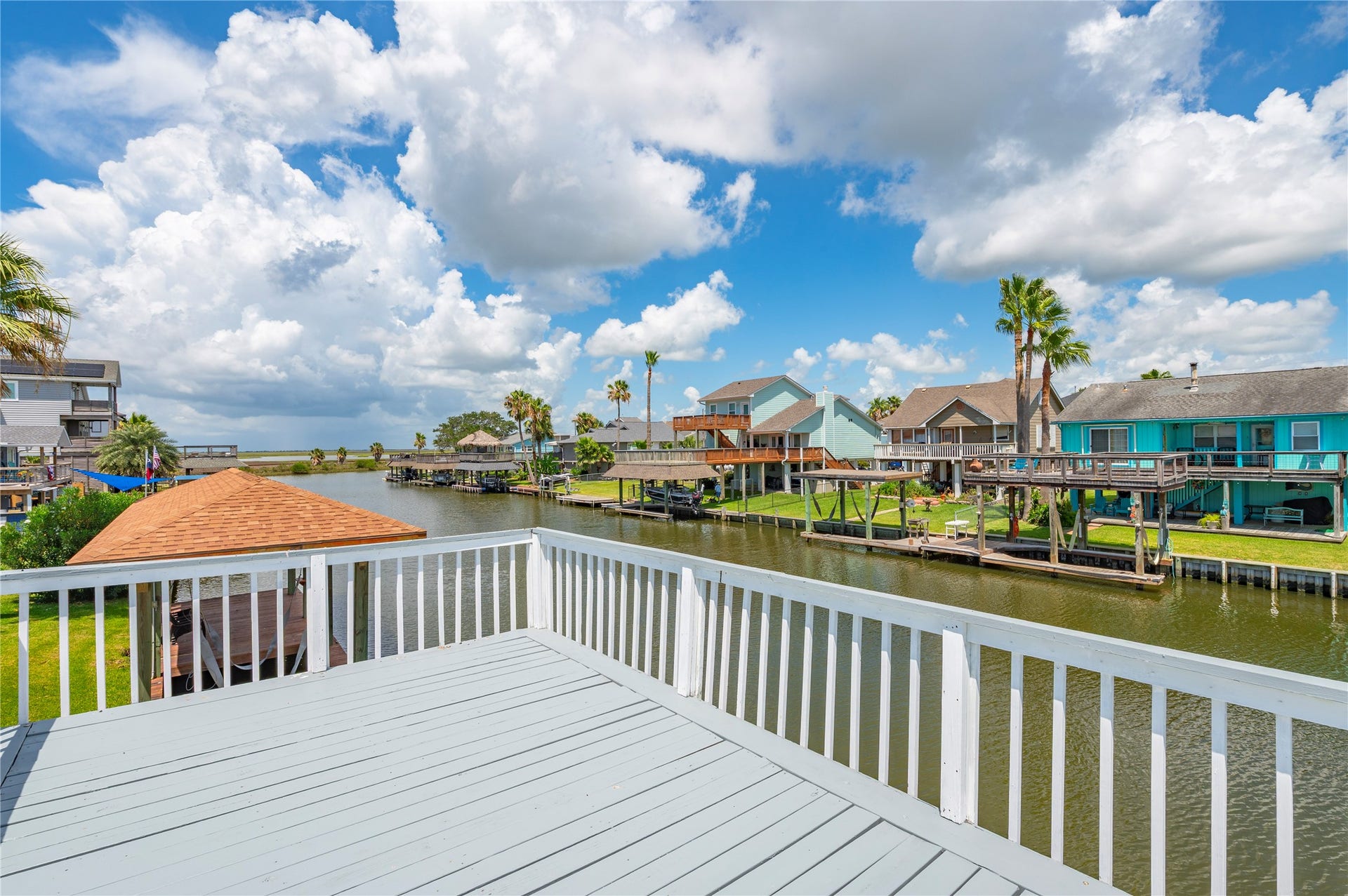 920 Bonita Street, Bayou Vista, TX 77563 920 Bonita Street, Bayou Vista, TX 77563