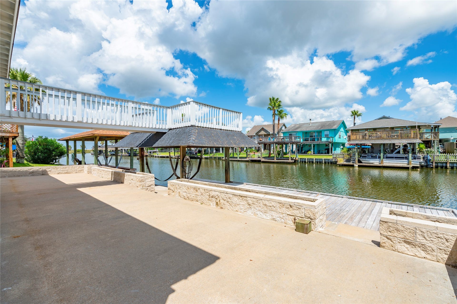 920 Bonita Street, Bayou Vista, TX 77563 920 Bonita Street, Bayou Vista, TX 77563