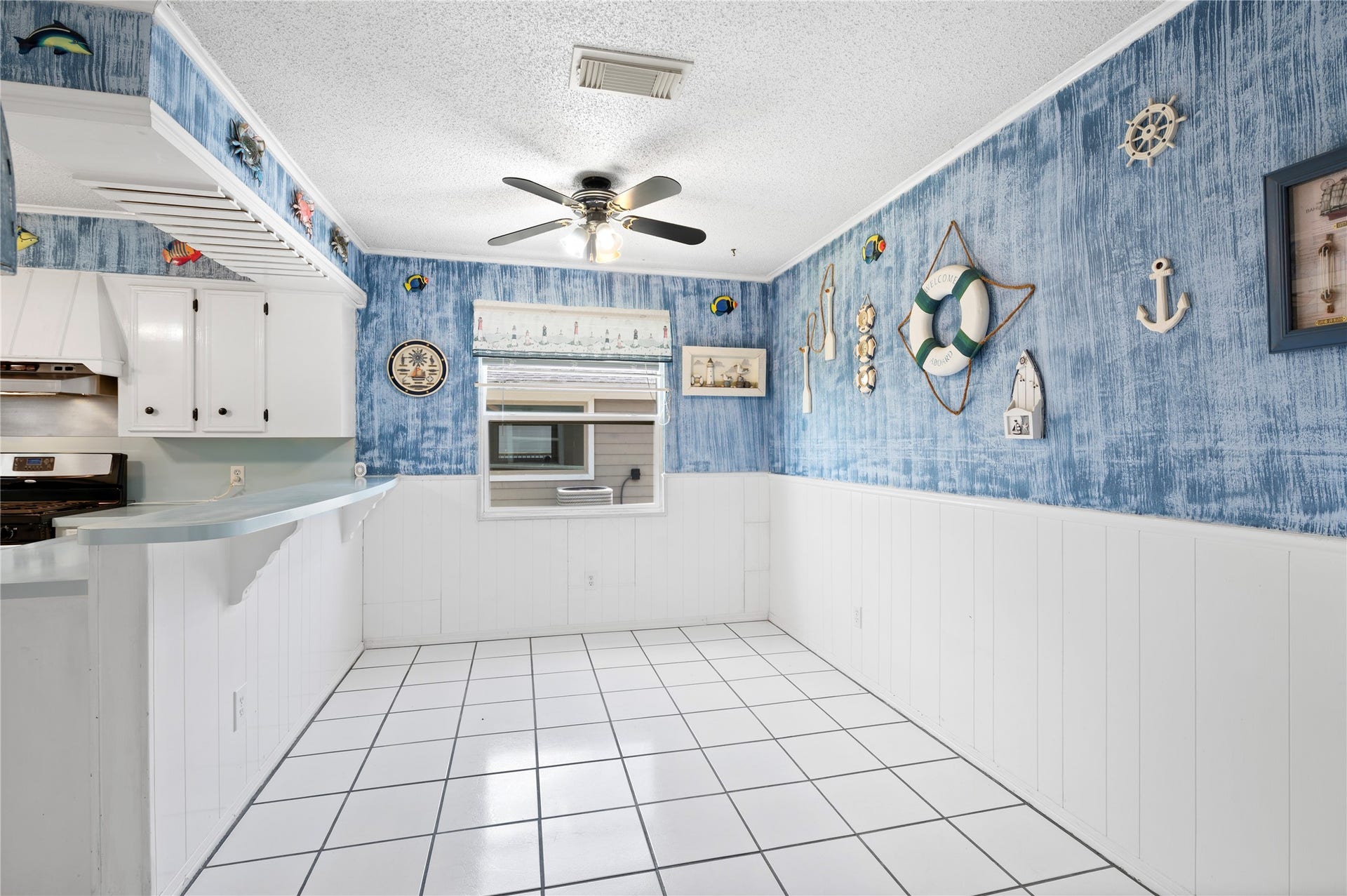 920 Bonita Street, Bayou Vista, TX 77563 920 Bonita Street, Bayou Vista, TX 77563
