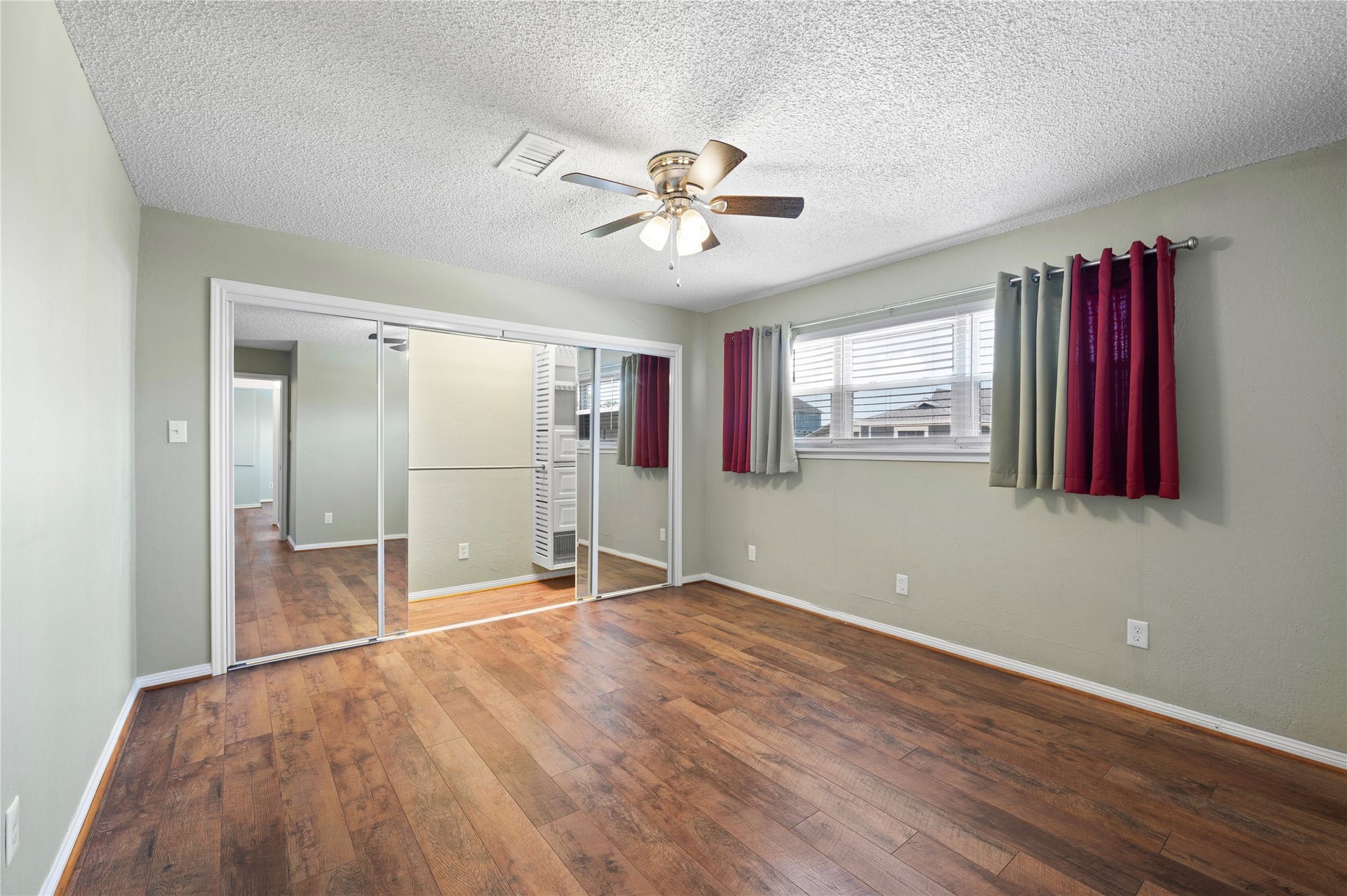 920 Bonita Street, Bayou Vista, TX 77563 920 Bonita Street, Bayou Vista, TX 77563