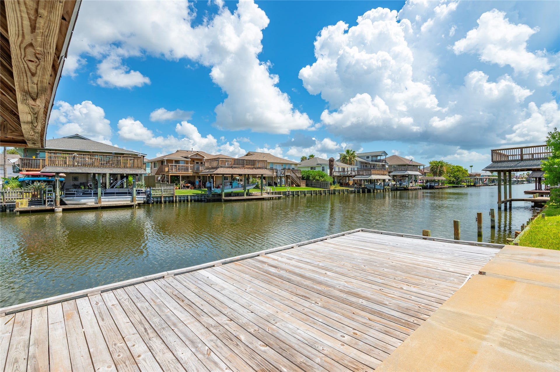 920 Bonita Street, Bayou Vista, TX 77563 920 Bonita Street, Bayou Vista, TX 77563