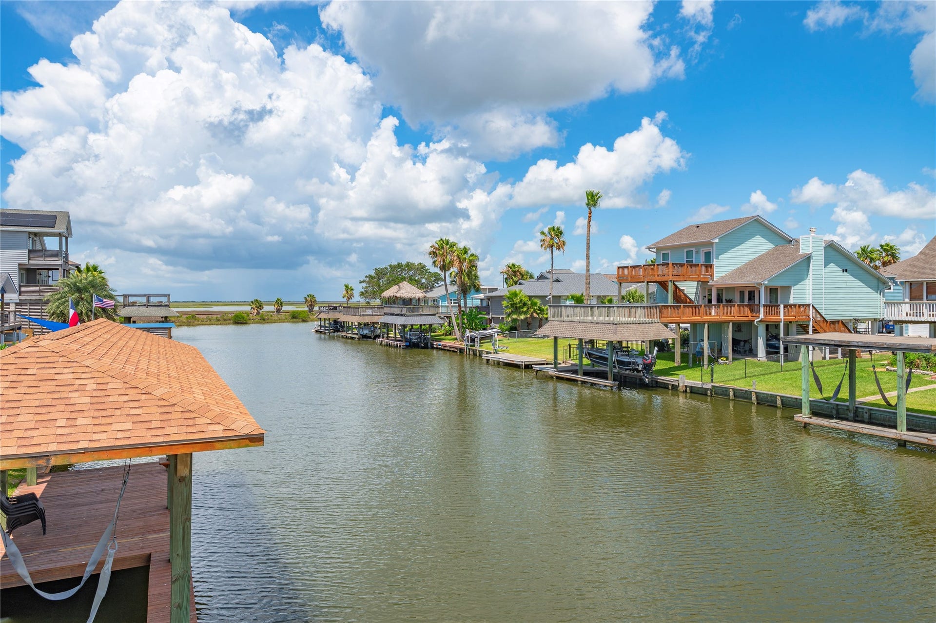 920 Bonita Street, Bayou Vista, TX 77563 920 Bonita Street, Bayou Vista, TX 77563