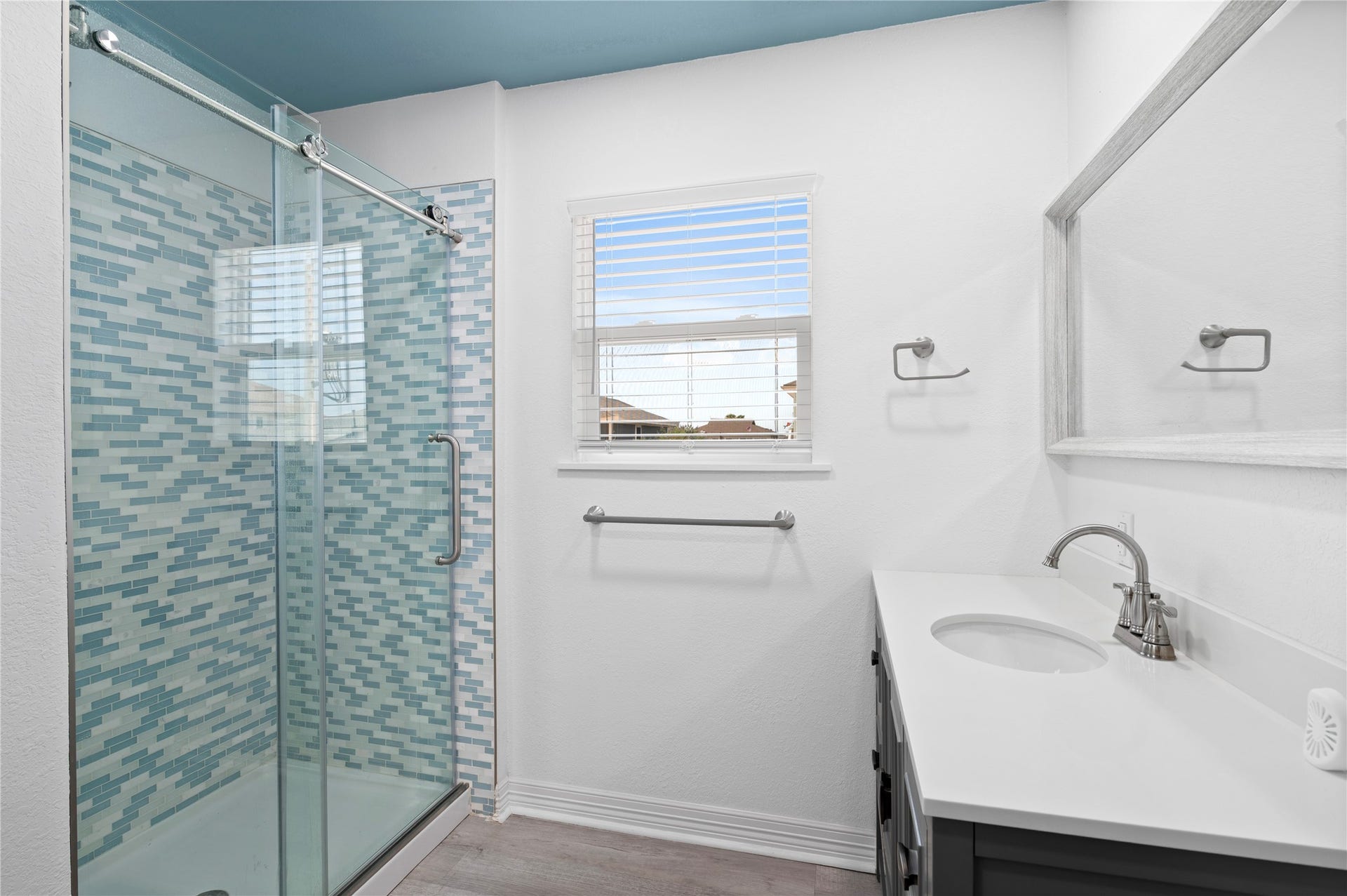 920 Bonita Street, Bayou Vista, TX 77563 920 Bonita Street, Bayou Vista, TX 77563