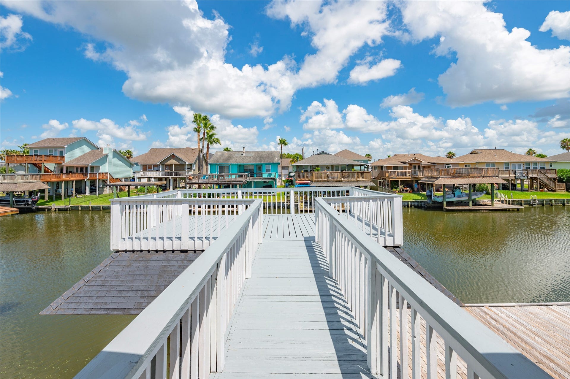 920 Bonita Street, Bayou Vista, TX 77563 920 Bonita Street, Bayou Vista, TX 77563