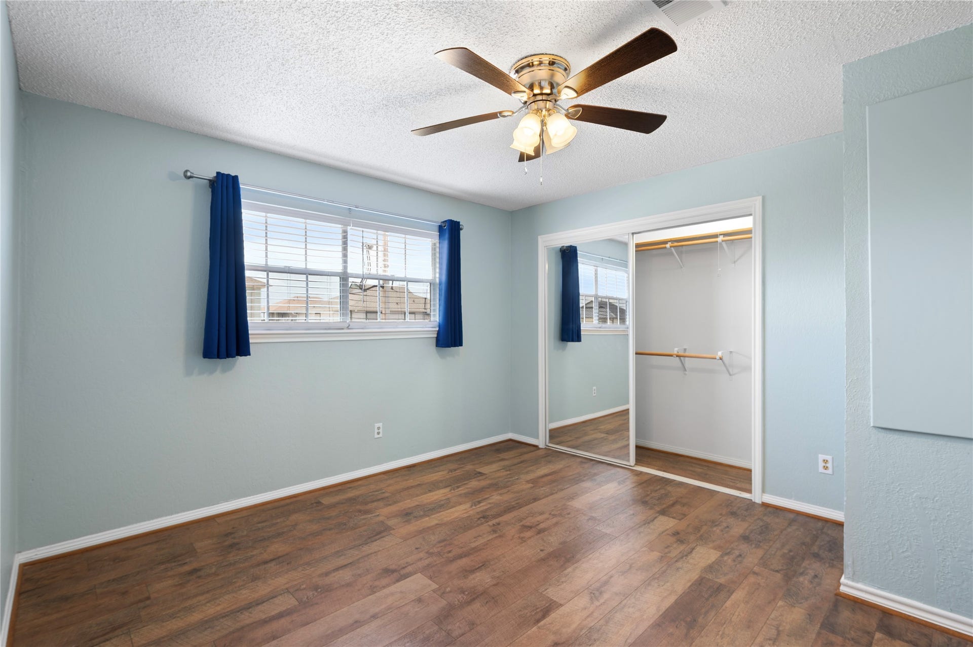920 Bonita Street, Bayou Vista, TX 77563 920 Bonita Street, Bayou Vista, TX 77563