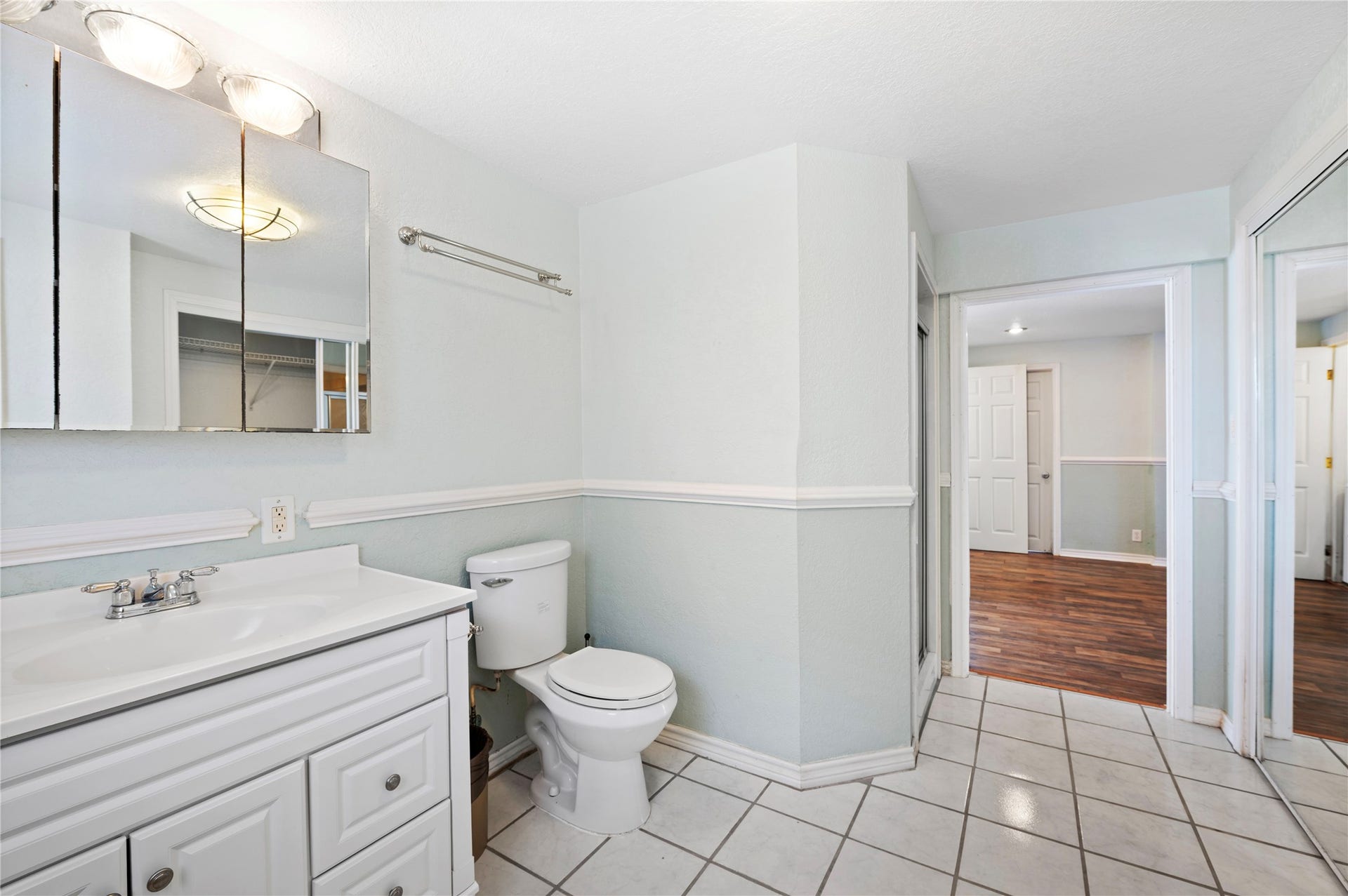 920 Bonita Street, Bayou Vista, TX 77563 920 Bonita Street, Bayou Vista, TX 77563