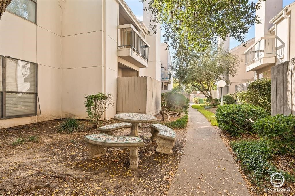 7950 N Stadium Drive, #233, Houston, TX 77030