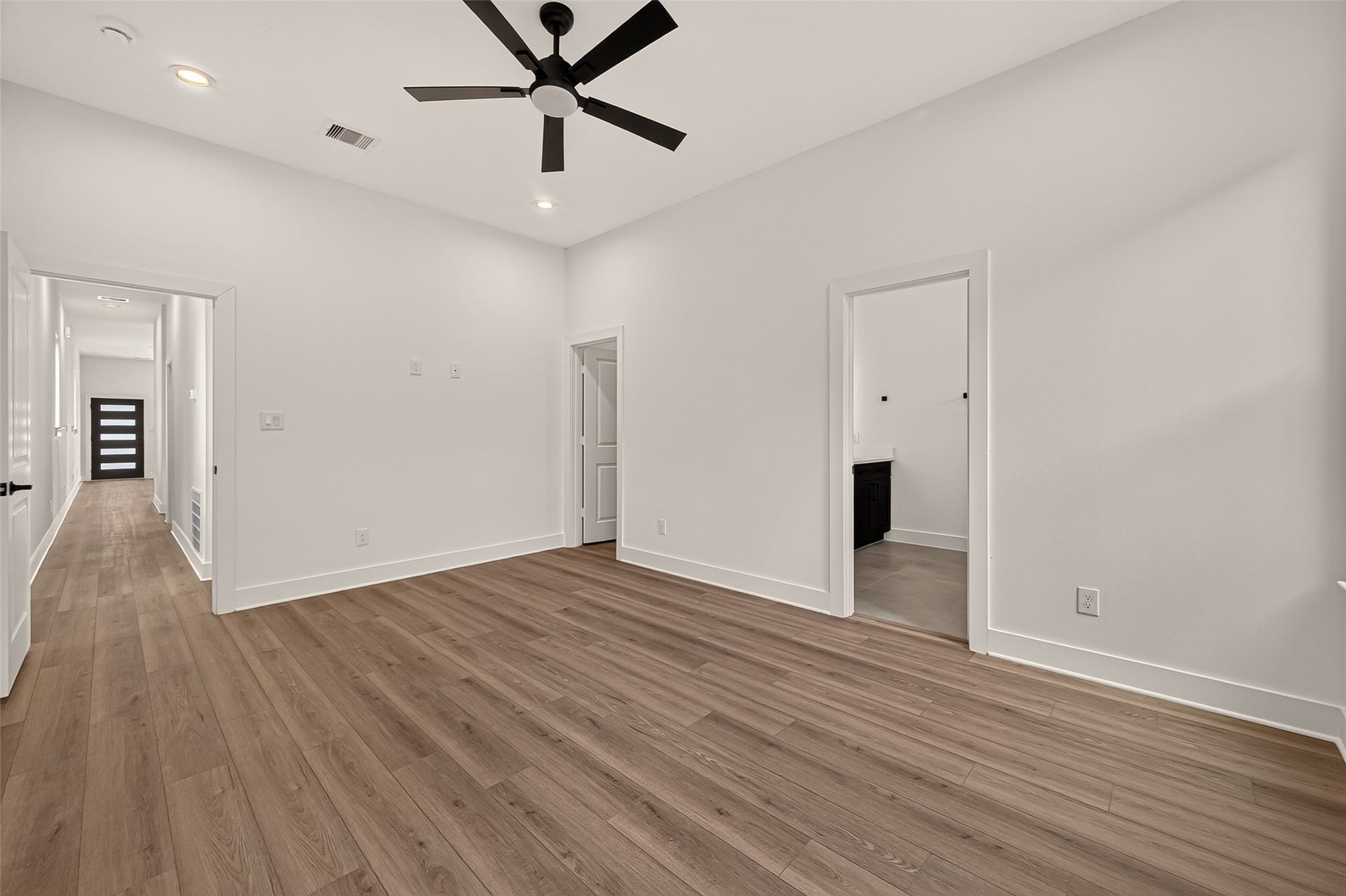 3313 Sampson Street, Houston, TX 77004 3313 Sampson Street, Houston, TX 77004