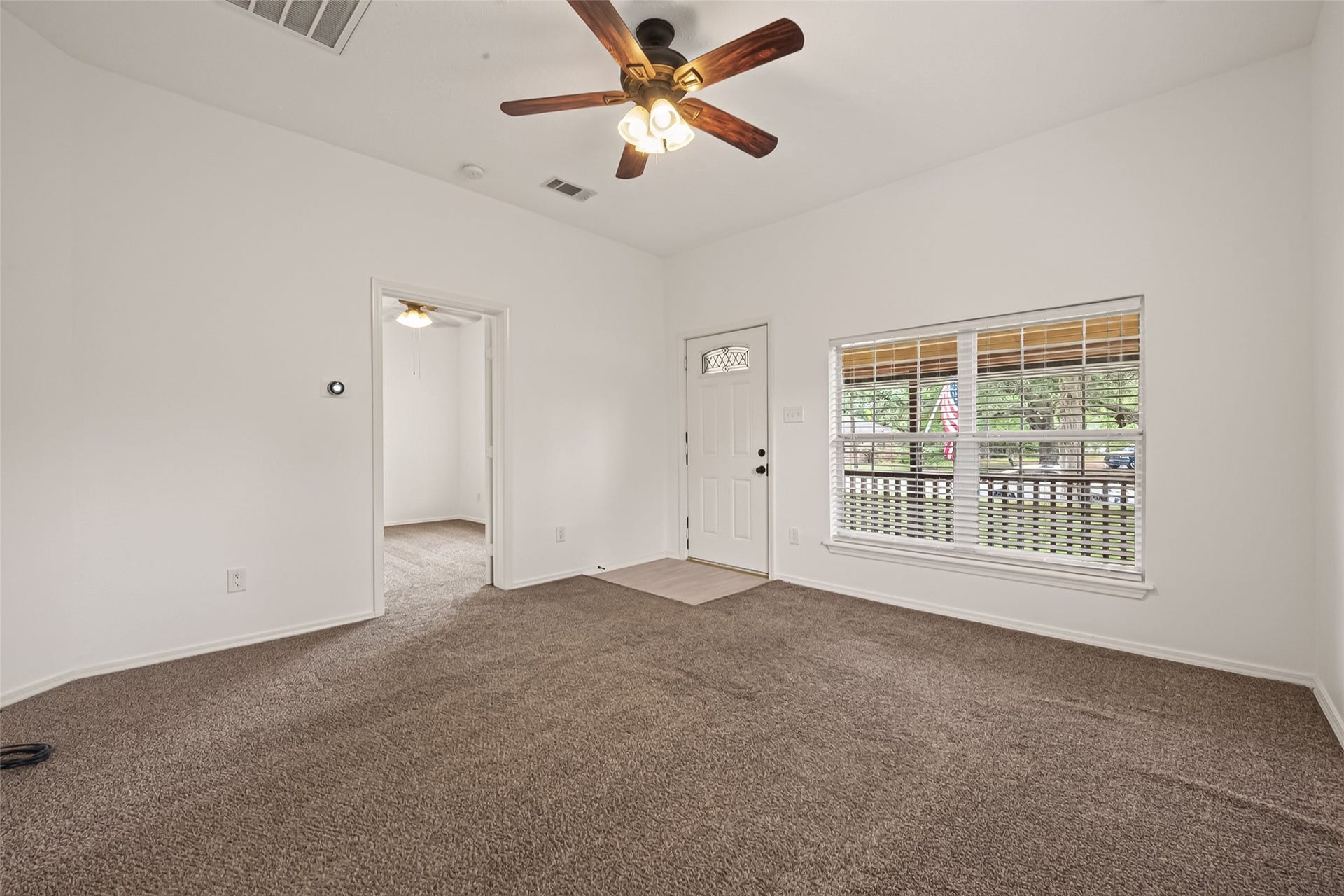 1511 W Dumble Street, Alvin, TX 77511 1511 W Dumble Street, Alvin, TX 77511