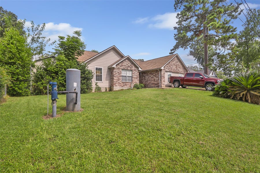 Property photo for 25727 Beaver Run Drive, Huffman, TX