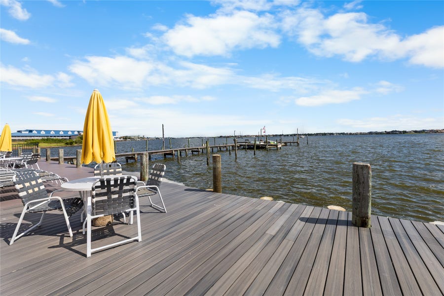 Property photo for 3535 Nasa Parkway, #86, Seabrook, TX