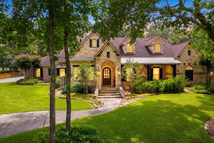 Property photo for 28422 Quiet Way, Magnolia, TX