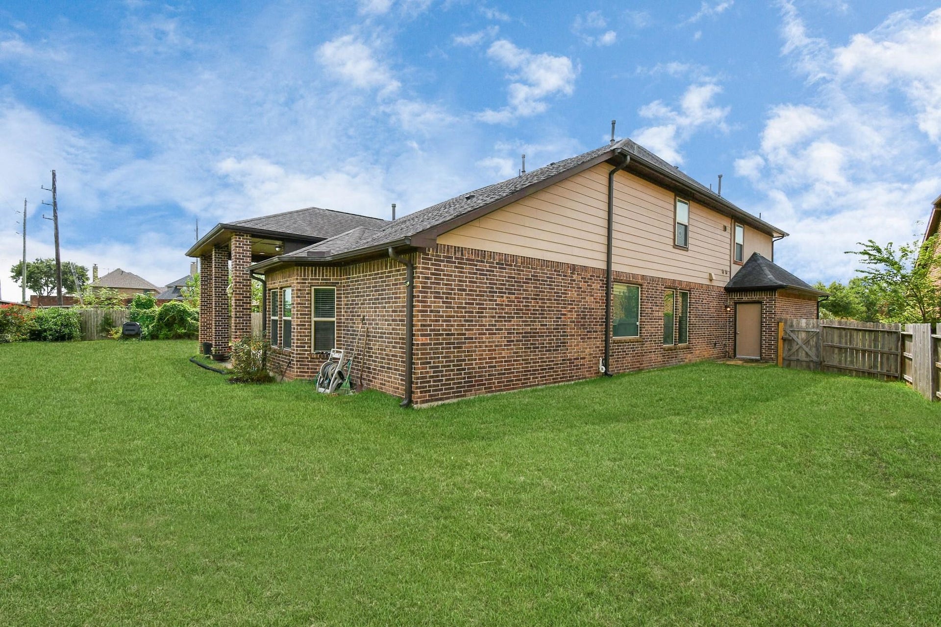 3803 May Ridge Lane, Sugar Land, TX 77479