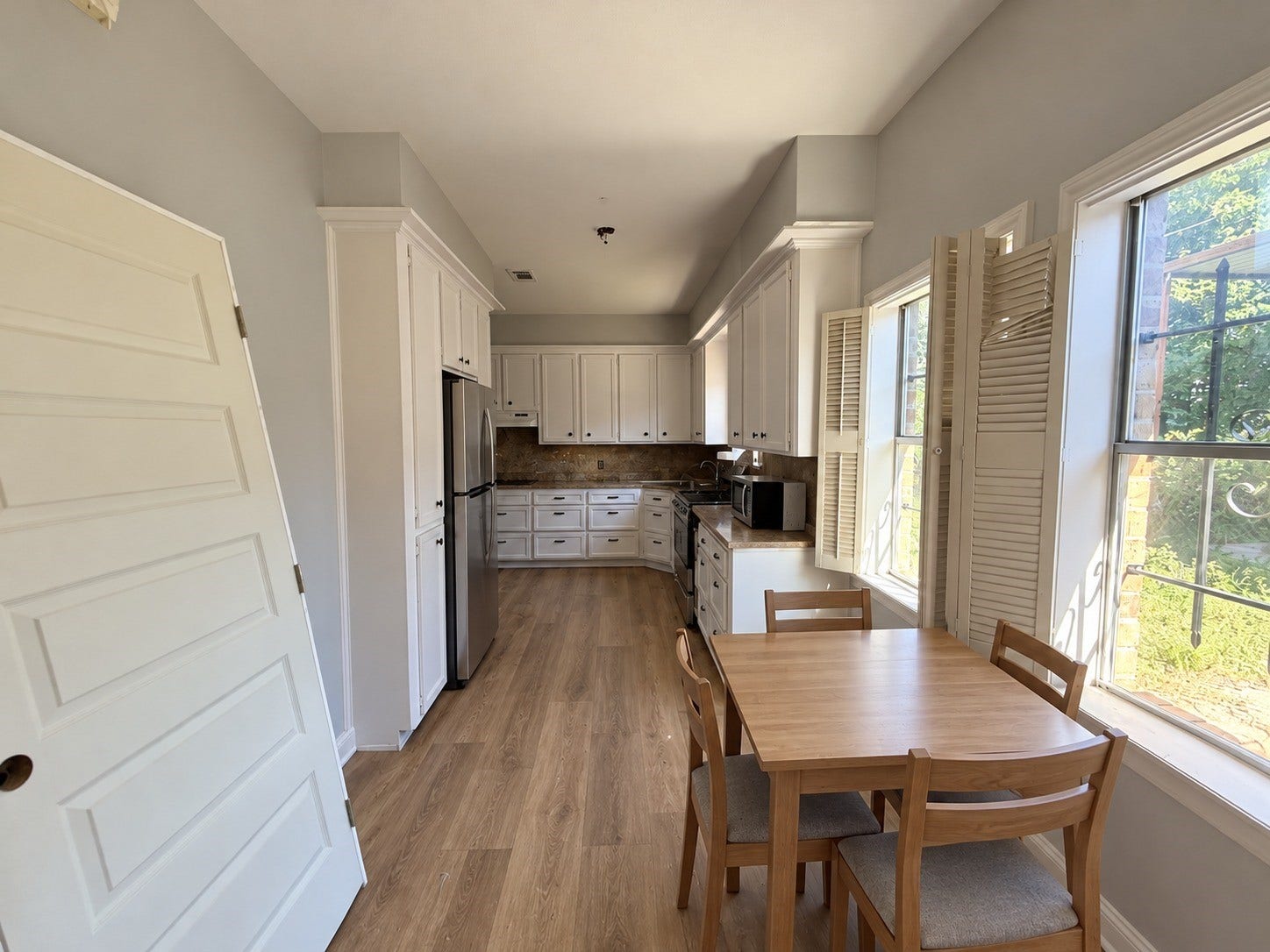 Kitchen - virtually staged