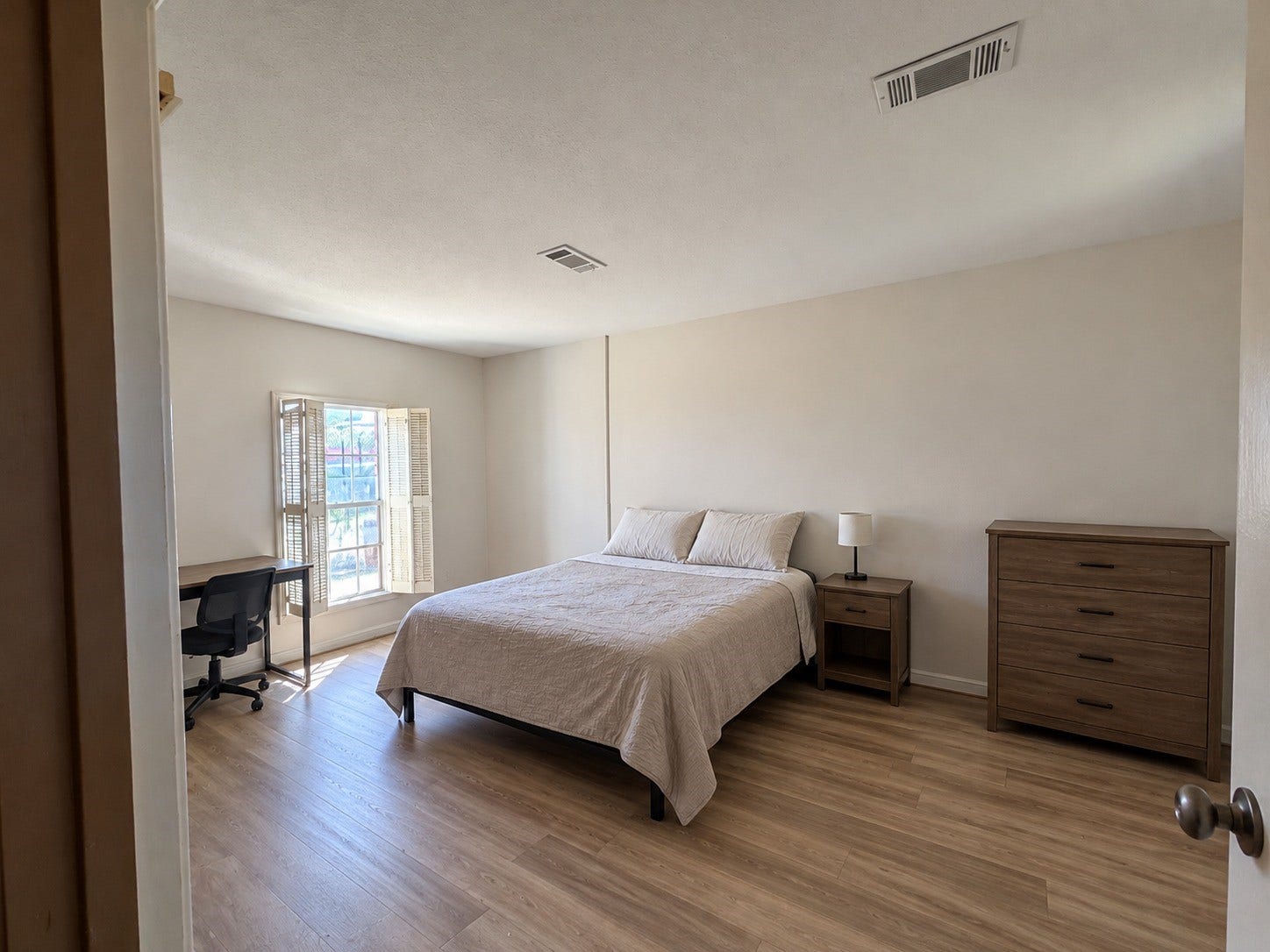 Bedroom - virtually staged