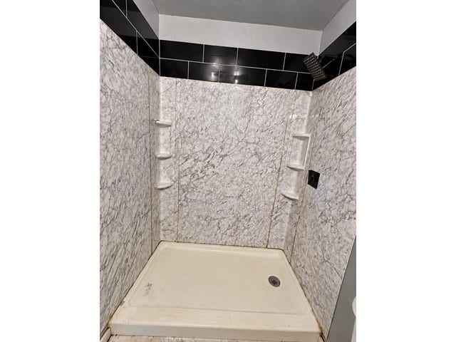 6167 Dryad Drive, Houston, TX 77035 6167 Dryad Drive, Houston, TX 77035