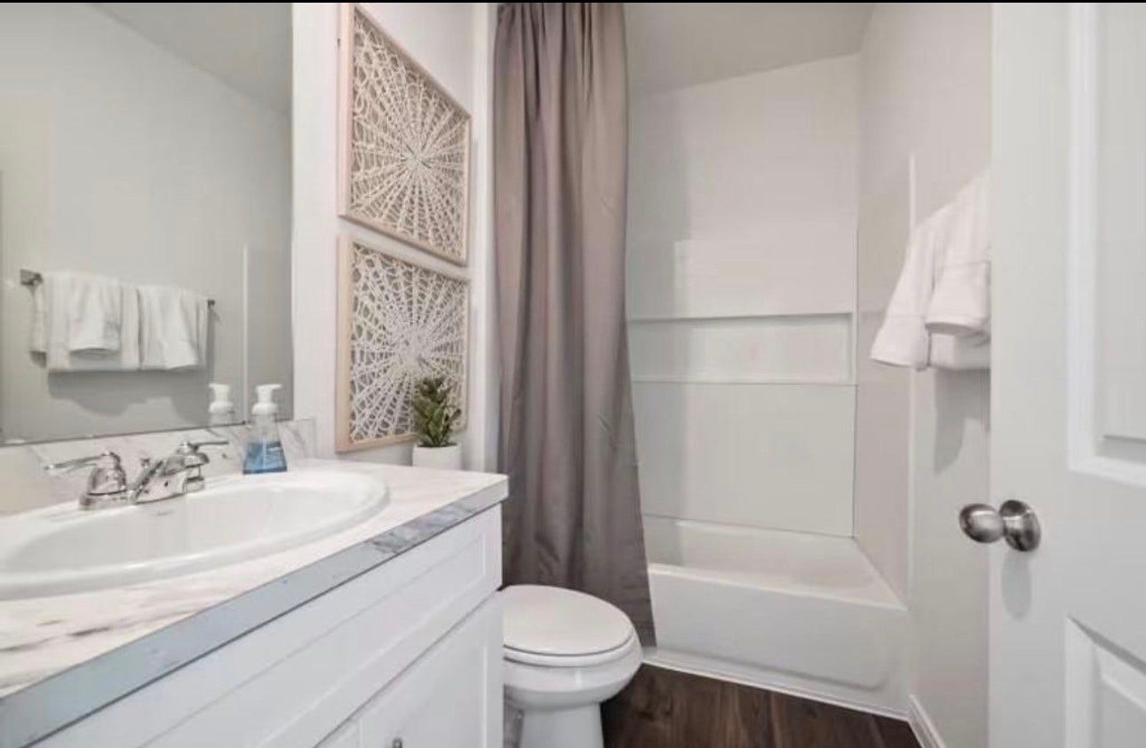 925 Silver Buckle Lane, Montgomery, TX 77356 925 Silver Buckle Lane, Montgomery, TX 77356