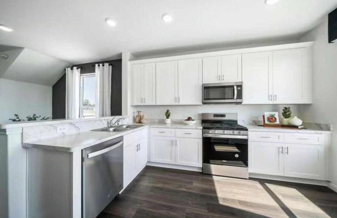 925 Silver Buckle Lane, Montgomery, TX 77356 925 Silver Buckle Lane, Montgomery, TX 77356