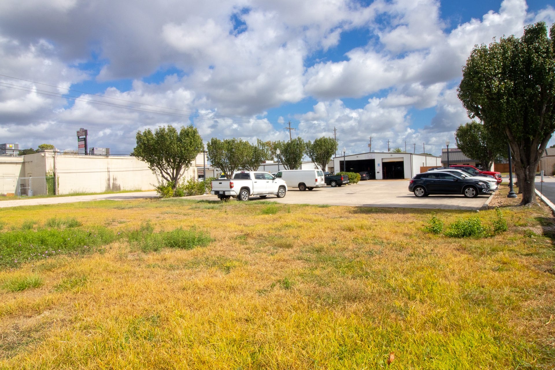 2408-2409 S Park Avenue, Pearland, TX 77581 2408-2409 S Park Avenue, Pearland, TX 77581