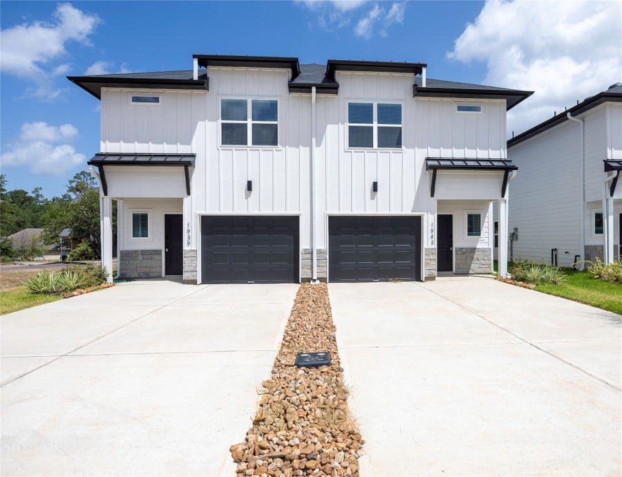Property photo for 1939 Longmire Villas Court, Conroe, TX