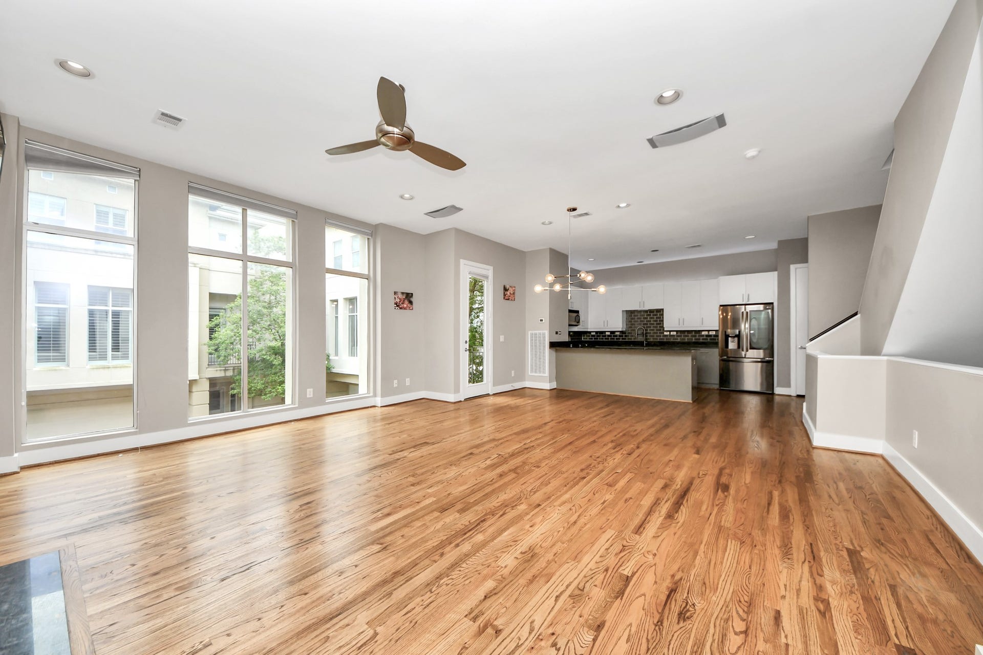 1112 Columbus Street, #B, Houston, TX 77019 1112 Columbus Street, #B, Houston, TX 77019