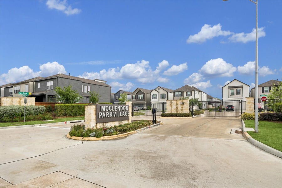 Property photo for 14827 Silent Gulf Avenue, Houston, TX