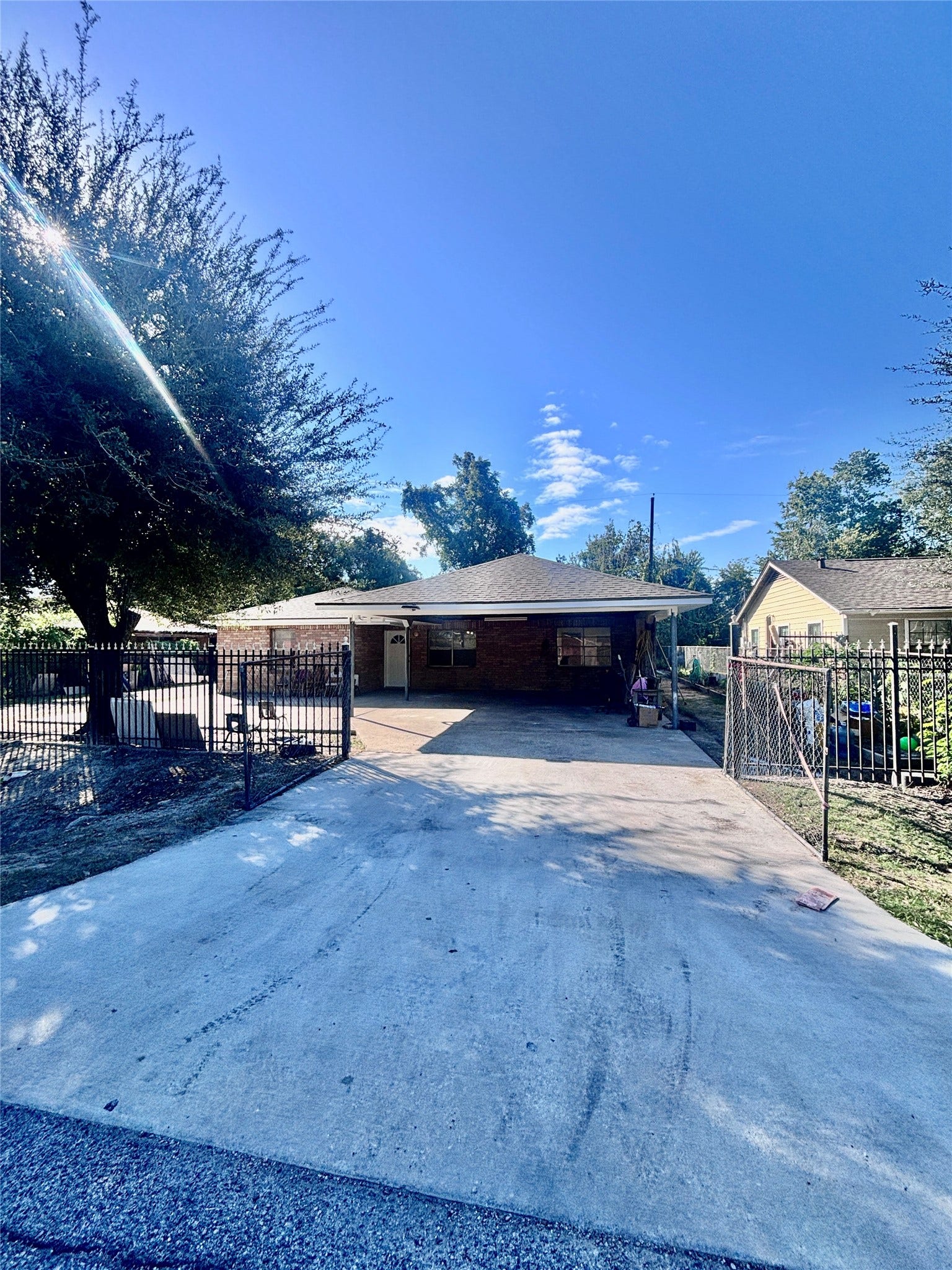 1802 Debeney Drive, Houston, TX 77039 1802 Debeney Drive, Houston, TX 77039