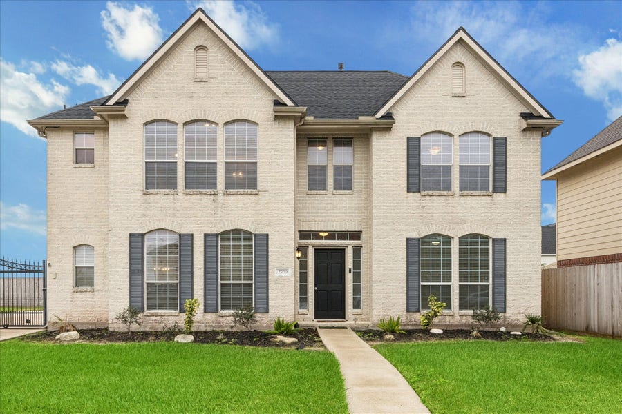 Property photo for 2709 Haleys Comet Court, Deer Park, TX