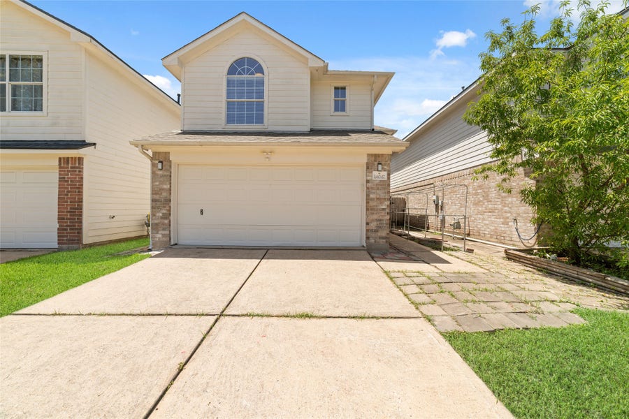 Property photo for 14047 Maximos Drive, Houston, TX