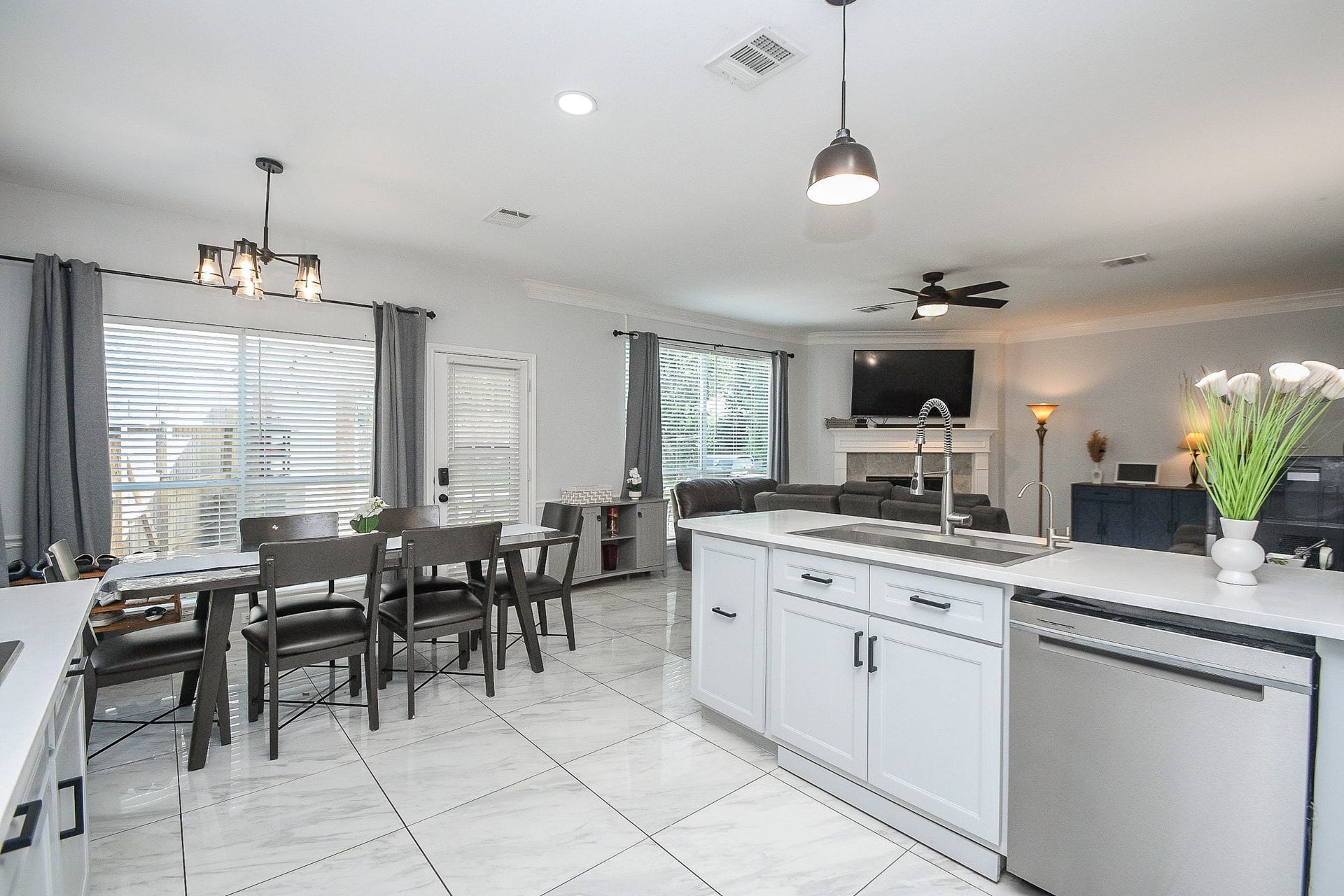 17419 Marigold Drive, Sugar Land, TX 77479 17419 Marigold Drive, Sugar Land, TX 77479