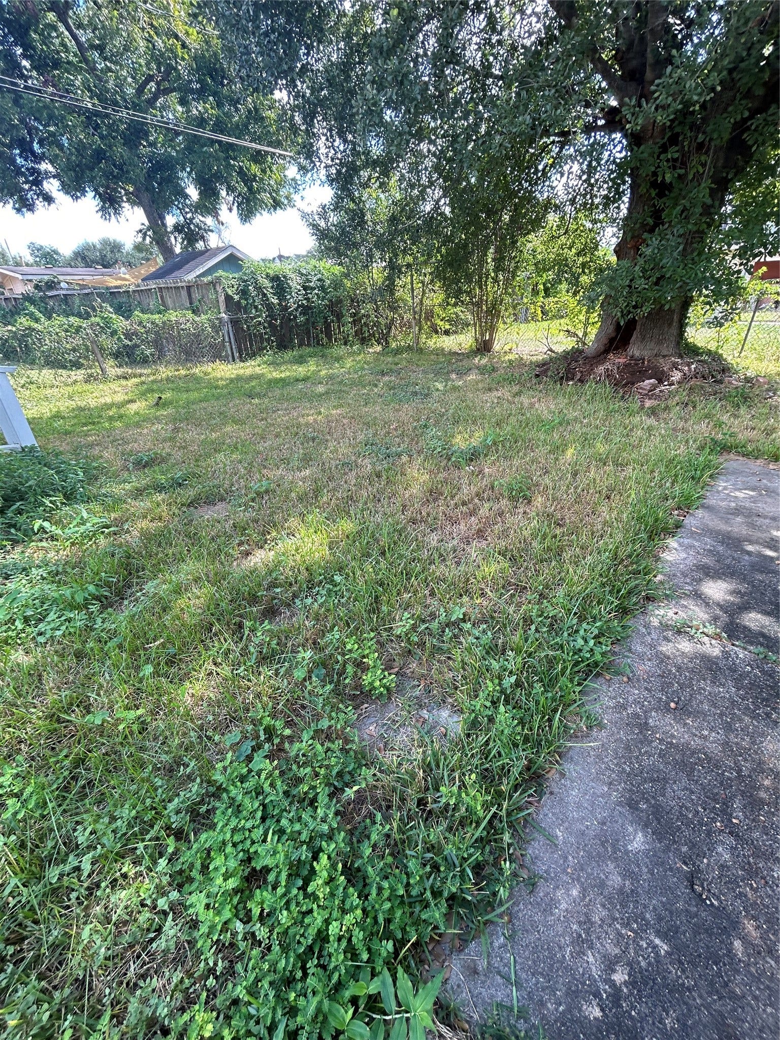 2402 Reinerman Street, Houston, TX 77007 2402 Reinerman Street, Houston, TX 77007