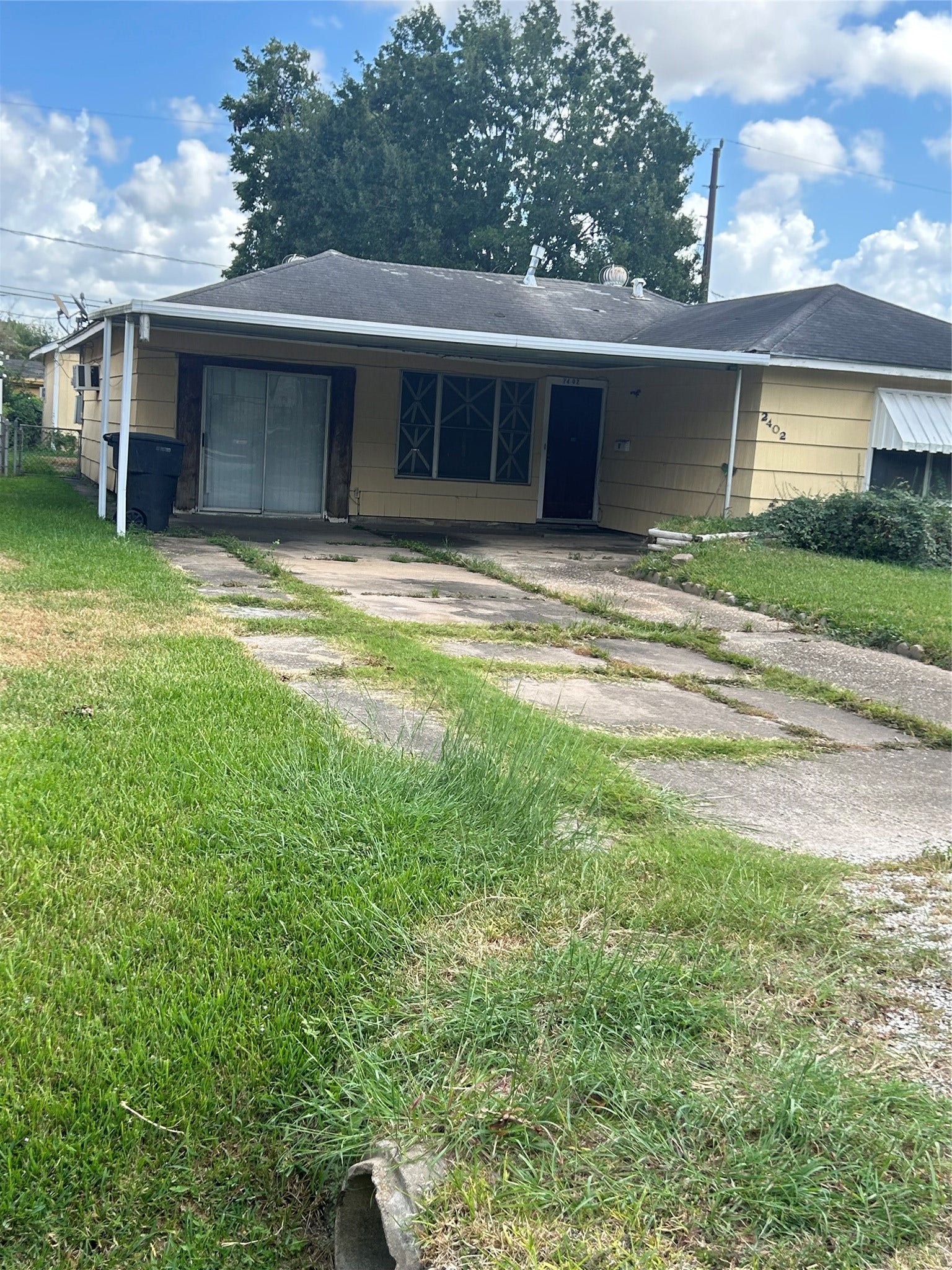 2402 Reinerman Street, Houston, TX 77007 2402 Reinerman Street, Houston, TX 77007