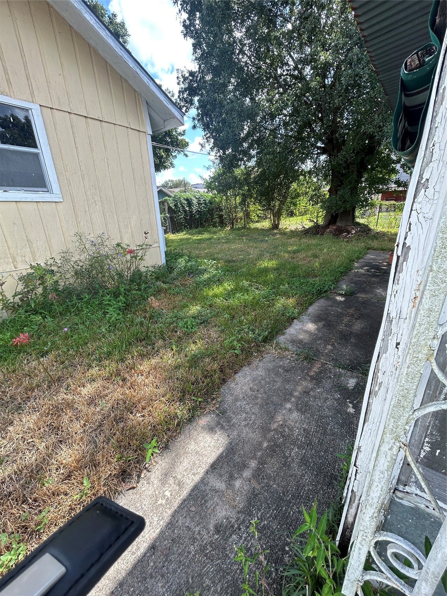 2402 Reinerman Street, Houston, TX 77007 2402 Reinerman Street, Houston, TX 77007
