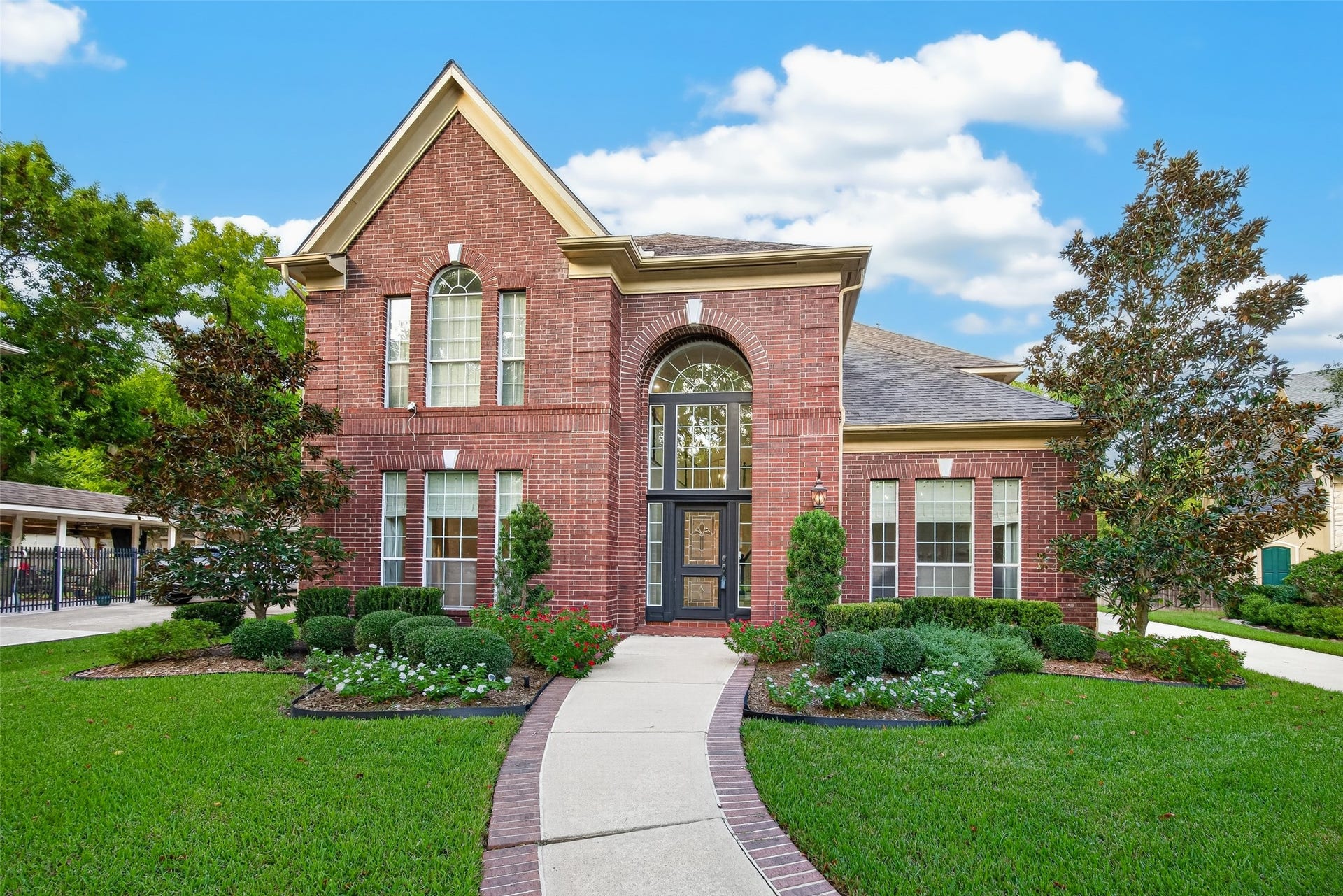 7707 Stone Arbor Drive, Sugar Land, TX 77479 WELCOME TO 7707 STONE ARBOR NESTLED IN THE HEART OF GREATWOOD! From the beautiful brick exterior and inviting front entrance to the thoughtfully designed interior and incredible backyard retreat, this 2-story traditional offers so much to appreciate! With 3,501 SF, 4 bedrooms, 3 full baths, an oversized detached 2-car garage and a heated pool & spa, there's plenty to explore.