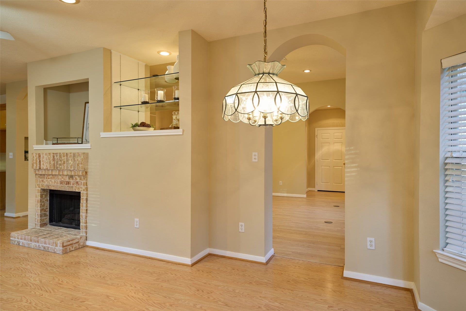 12 Timber Lane, Conroe, TX 77384 12 Timber Lane, Conroe, TX 77384