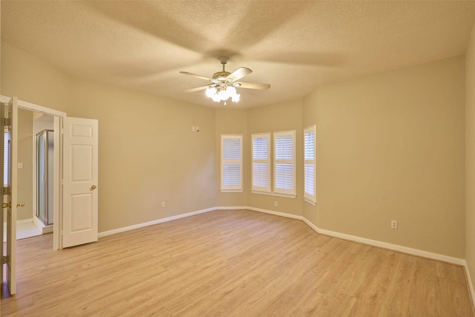 12 Timber Lane, Conroe, TX 77384 12 Timber Lane, Conroe, TX 77384
