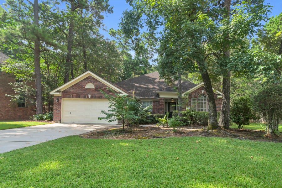 Property photo for 67 E Sterling Pond Circle, The Woodlands, TX