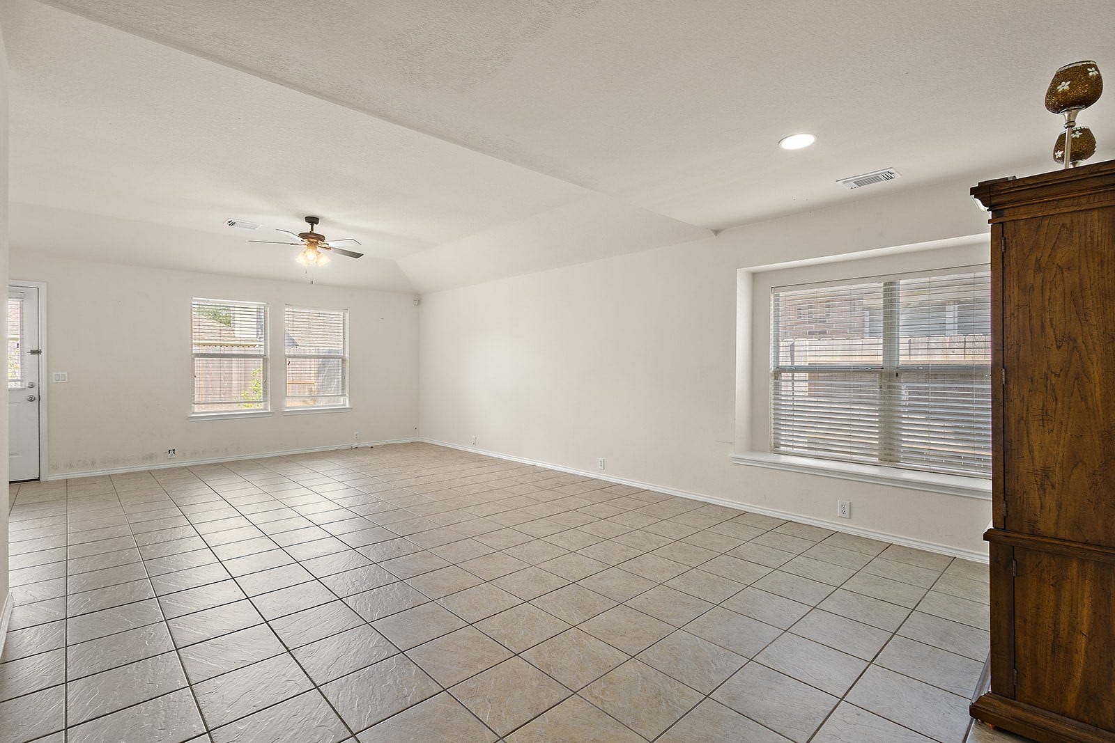 5818 Kenwood, Missouri City, TX 77459 5818 Kenwood, Missouri City, TX 77459