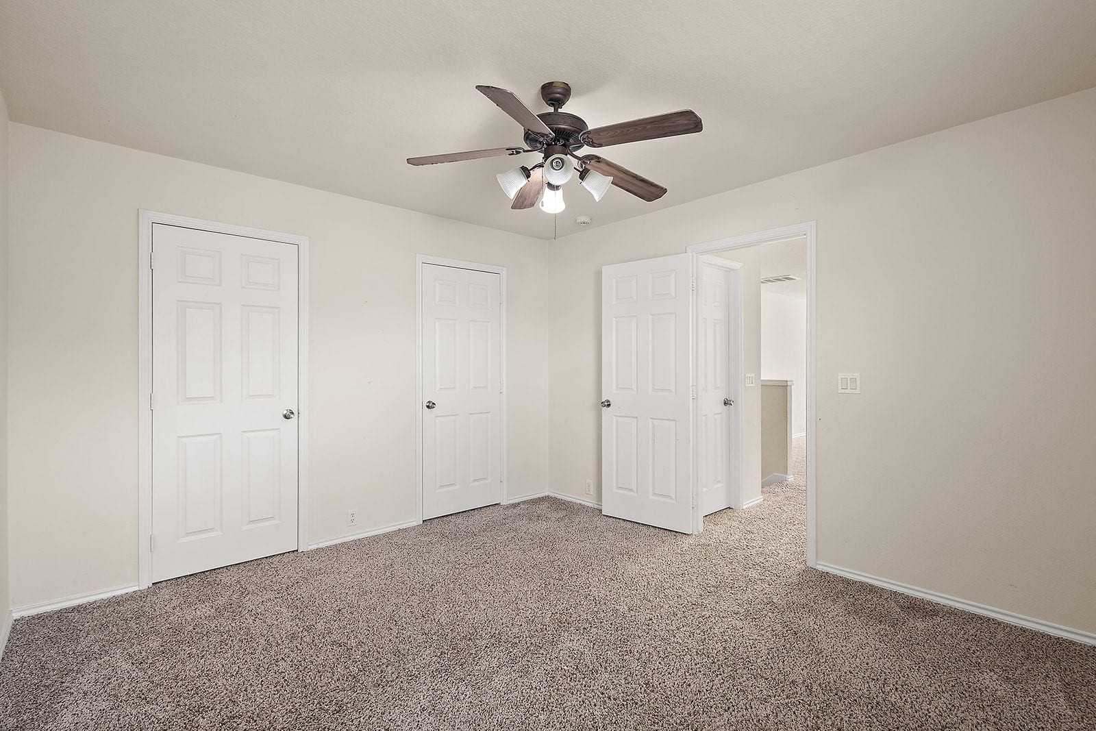 5818 Kenwood, Missouri City, TX 77459 5818 Kenwood, Missouri City, TX 77459