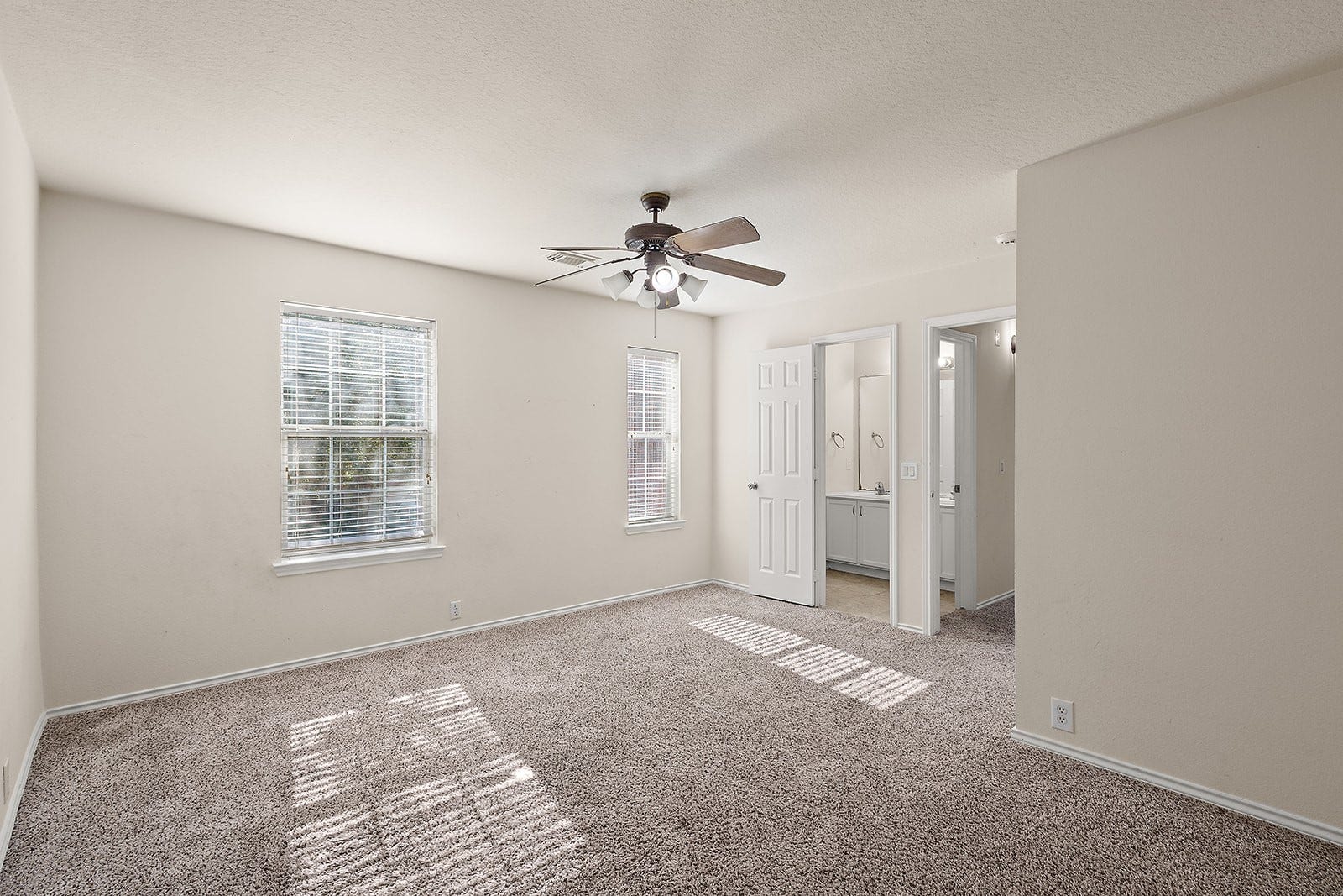 5818 Kenwood, Missouri City, TX 77459 5818 Kenwood, Missouri City, TX 77459