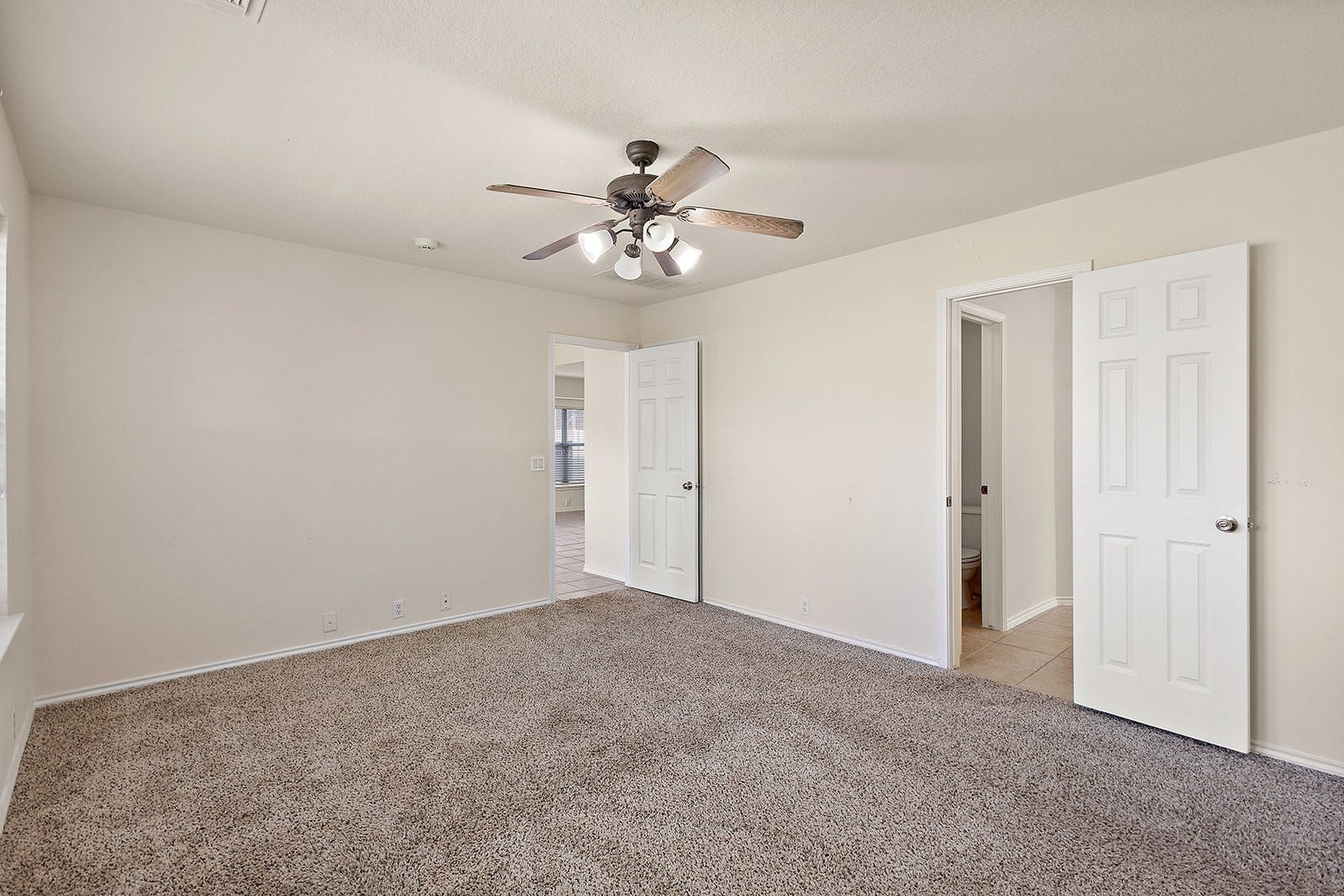 5818 Kenwood, Missouri City, TX 77459 5818 Kenwood, Missouri City, TX 77459
