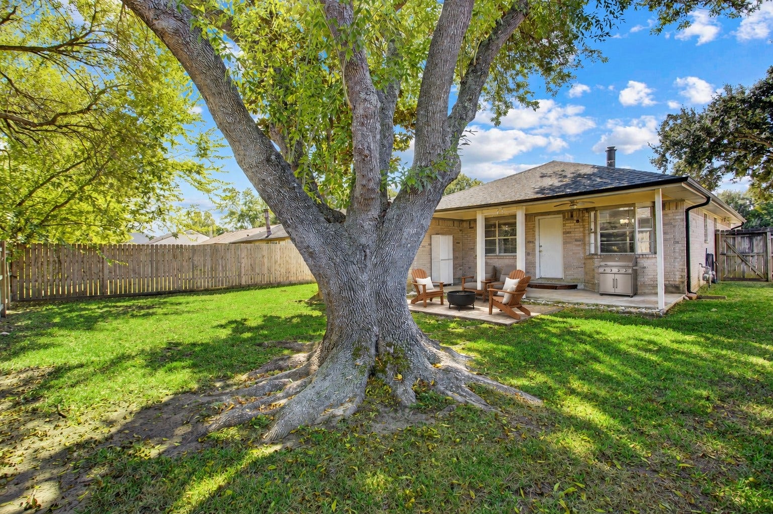 15127 Mcconn Street, Houston, TX 77598 Another view of this lovely back yard *virtually staged*