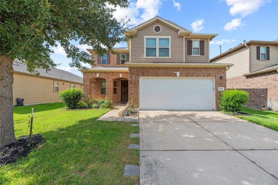 Property photo for 19019 Tower Rose Court, Katy, TX